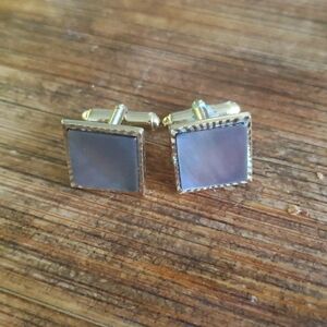 Unique cufflinks & Tie pin with opal like look